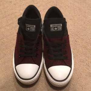 Converse All Star Women’s Chuck Taylor- 7.0 US